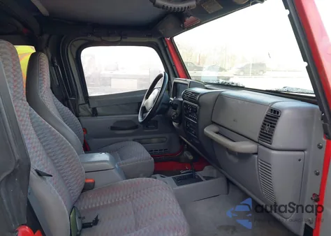 1998 Jeep Wrangler Sport from USA, damaged, VIN 1J4FY19S6WP780870